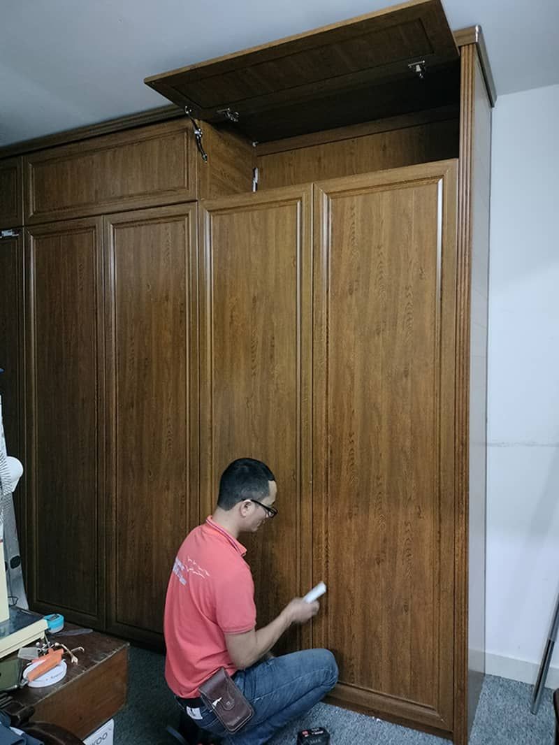 Tủ Áo Âm Tường Kịch Trần 4 Mẫu tủ quần áo kịch trần để được nhiều đồ